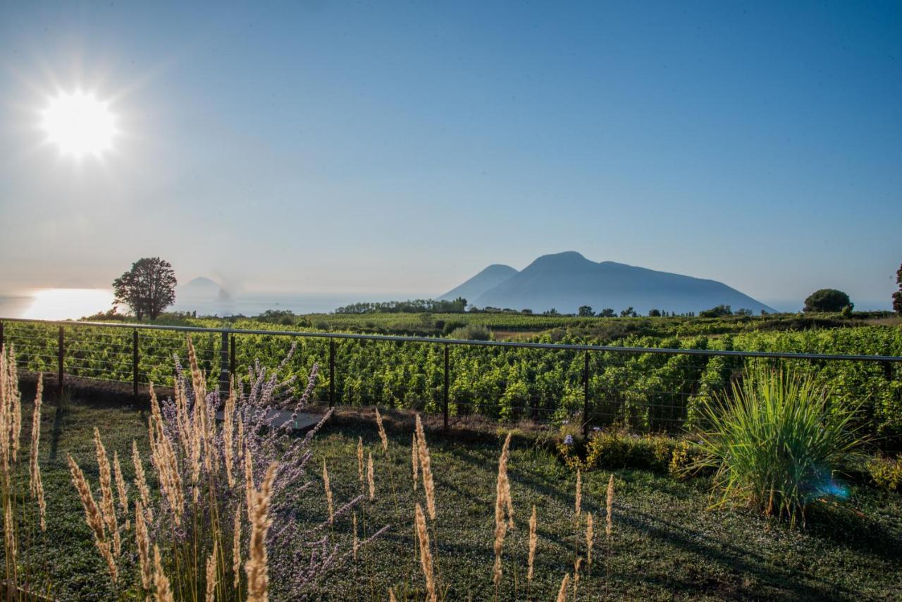 Tenuta Di Castellaro Winery & Resort Lipari  Zewnętrze zdjęcie