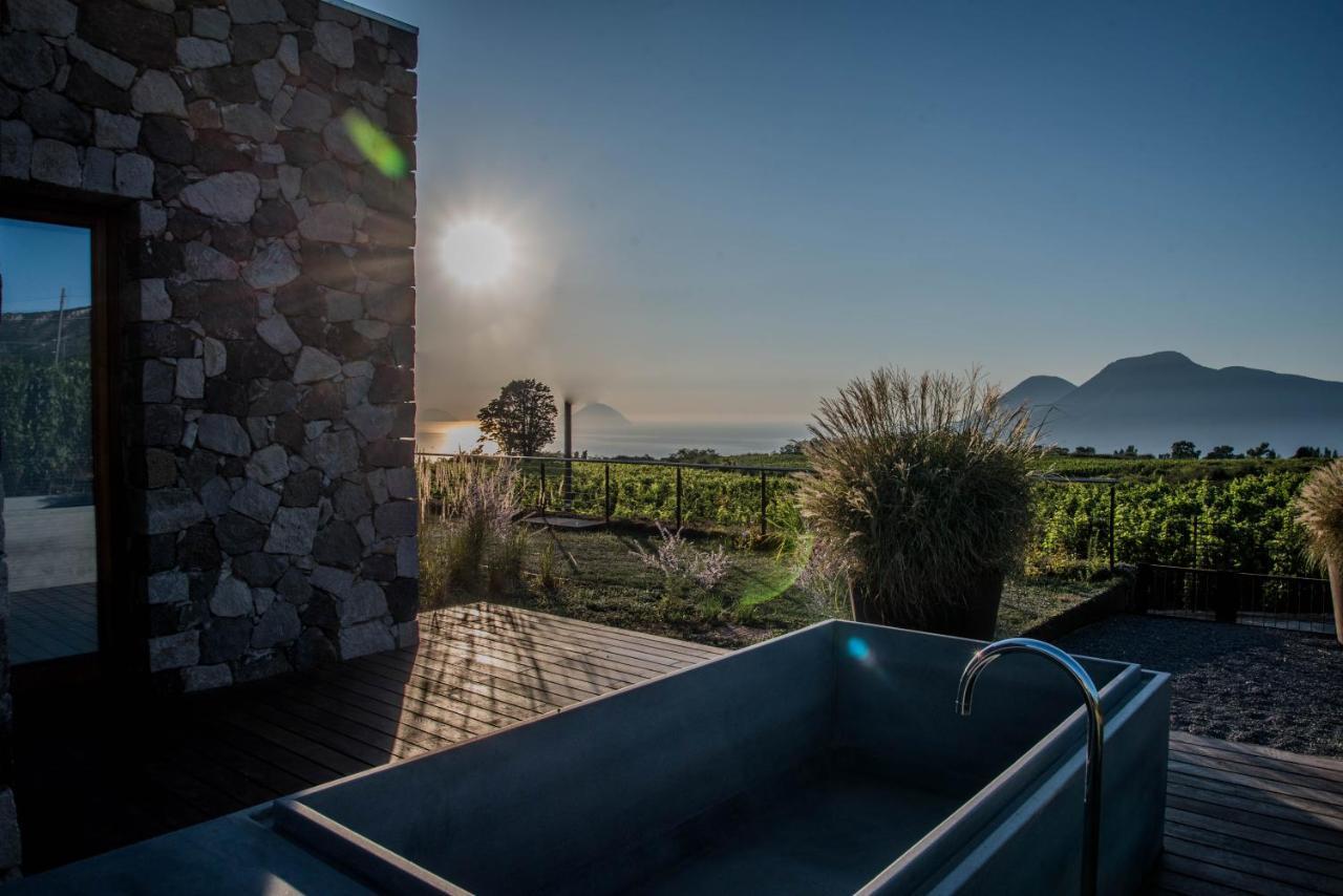 Tenuta Di Castellaro Winery & Resort Lipari  Zewnętrze zdjęcie